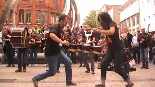 Lume de Biqueira - How to dance a Galician Muiñeira - in Belfast at Corn Market. Muiñeira de Freixid